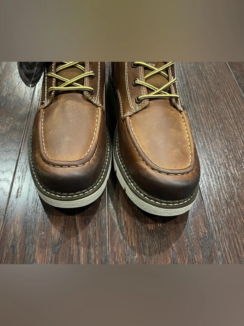 CAT Men Covert Boots Leather Brown Size 10.5  NEW $140